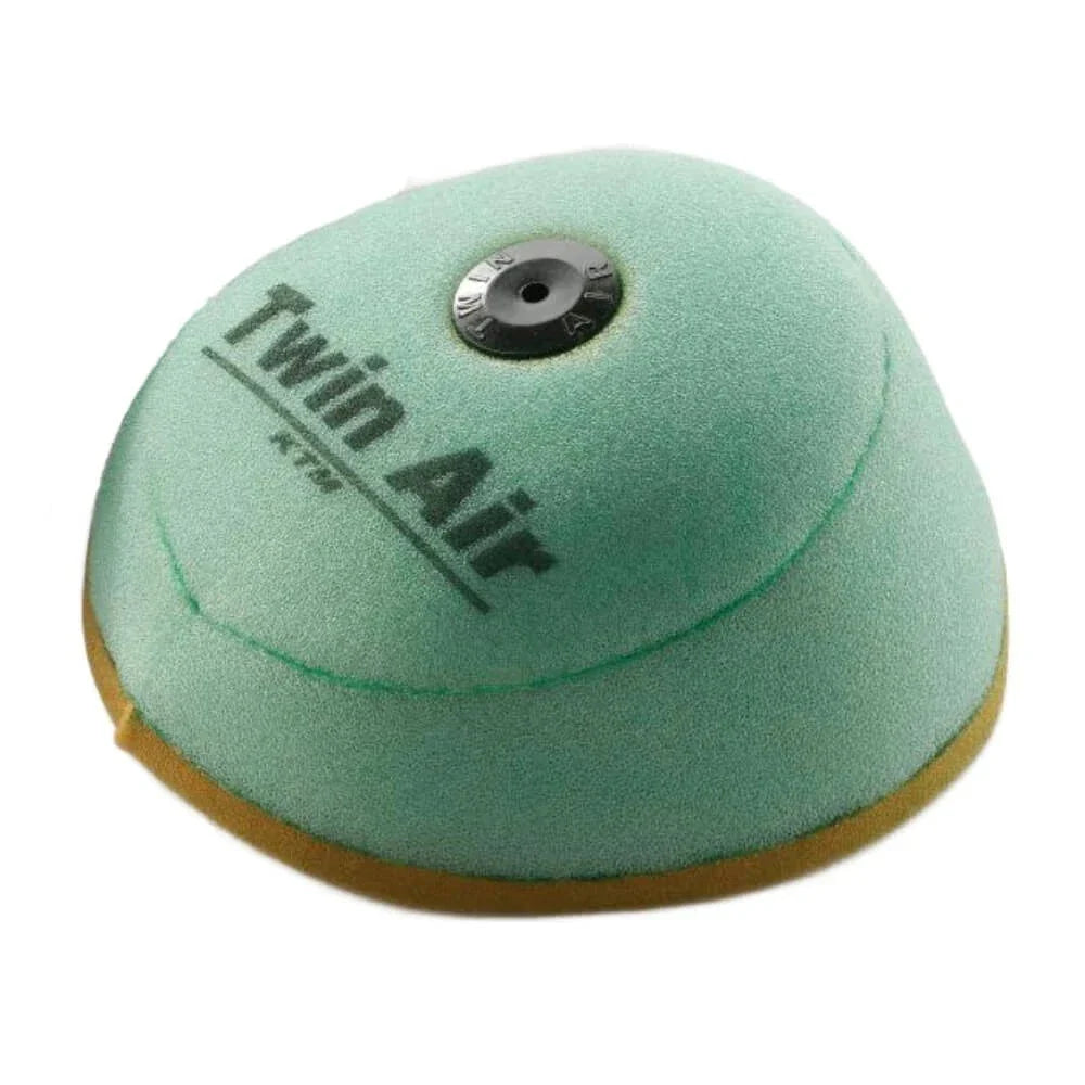 Pre-oiled air filter